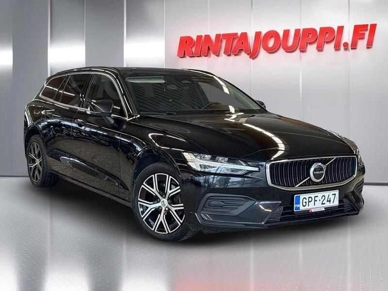 Käytetty Volvo V60 Business Edition 163 HP (119 kW) 2023 Musta Farmari