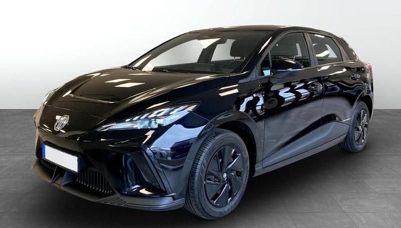 Käytetty MG MG4 EV 125 kW (170 HP) 2023 Musta Viistoperä
