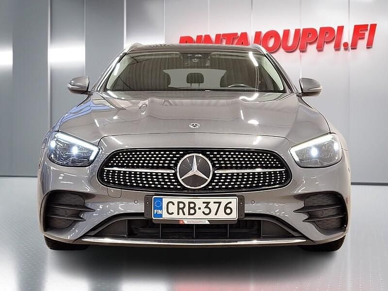 Käytetty Mercedes E300 Style 194 HP (142 kW) 2020 Harmaa Farmari