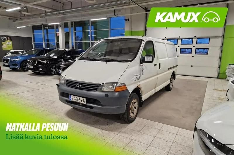 Valkoinen Käytetty 2004 Toyota HiAce Van | 6 900 € (Perustarjous) - Kuva 1/4