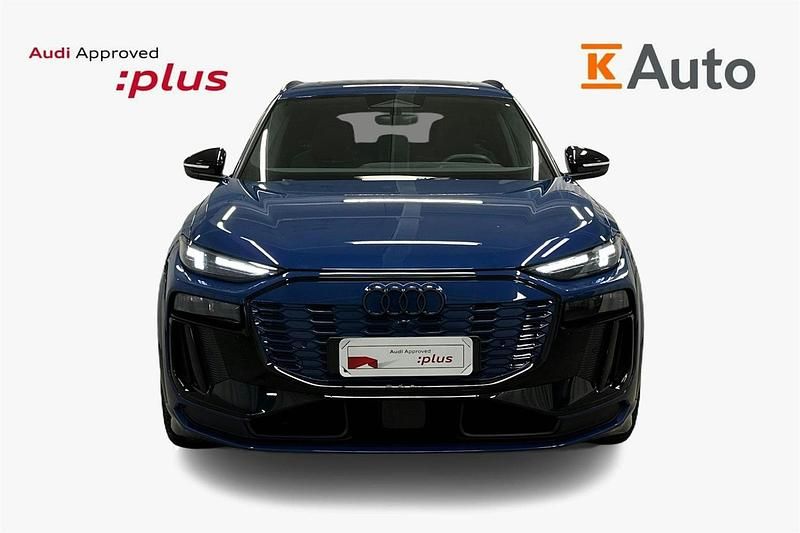 Käytetty Audi Q6 e-tron S-Line 285 kW (388 HP) 2024 Sininen Katumaasturi