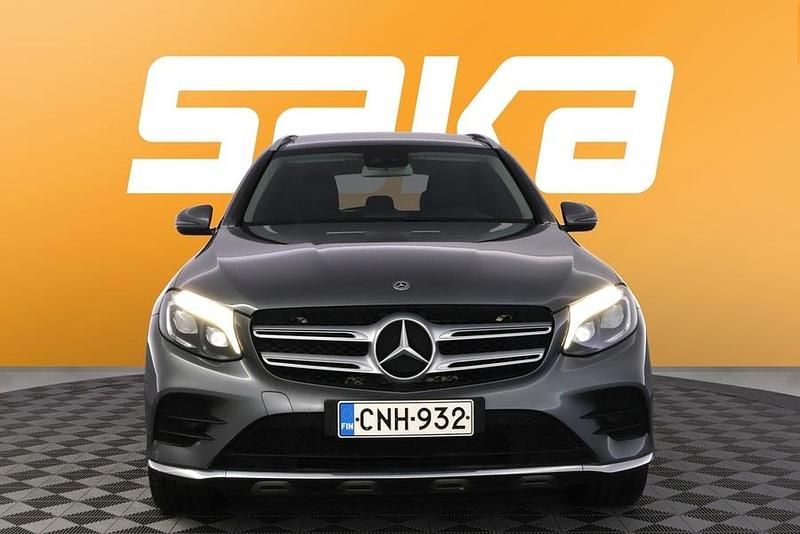 Käytetty Mercedes GLC220 Business 170 HP (125 kW) 2018 Katumaasturi