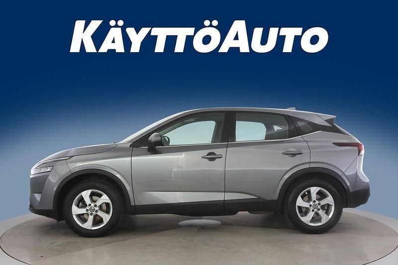 Käytetty Nissan Qashqai Visia 140 HP (102 kW) 2022 Harmaa Katumaasturi