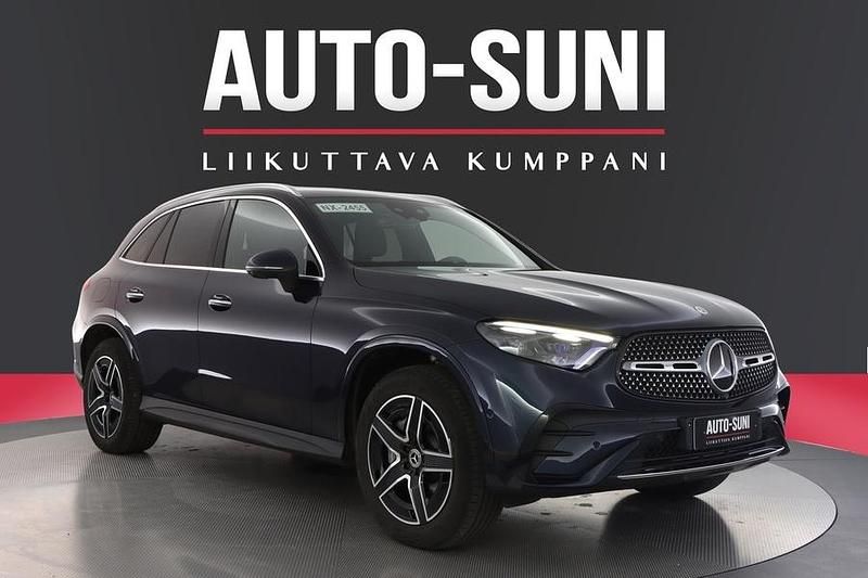 Sininen Käytetty 2024 Mercedes GLC300e AMG line Katumaasturi | 62 400 € (Perustarjous) - Kuva 1/3
