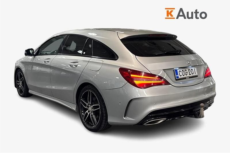Käytetty Mercedes CLA200 Business 136 HP (100 kW) 2017 Coupe - kaksiovinen