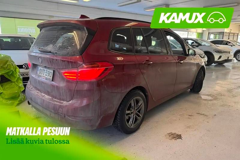 Käytetty BMW 218 Gran Tourer 136 HP (100 kW) 2015 Punainen Tila-auto