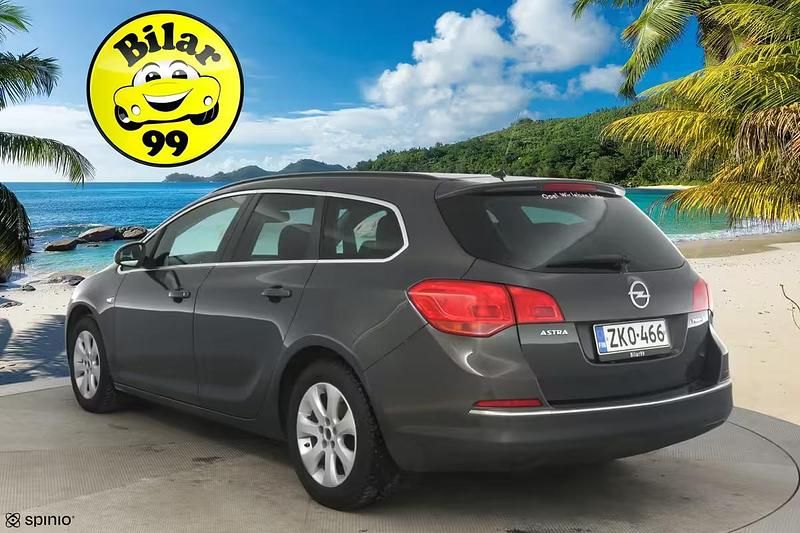Käytetty Opel Astra drive 140 HP (102 kW) 2015 Farmari