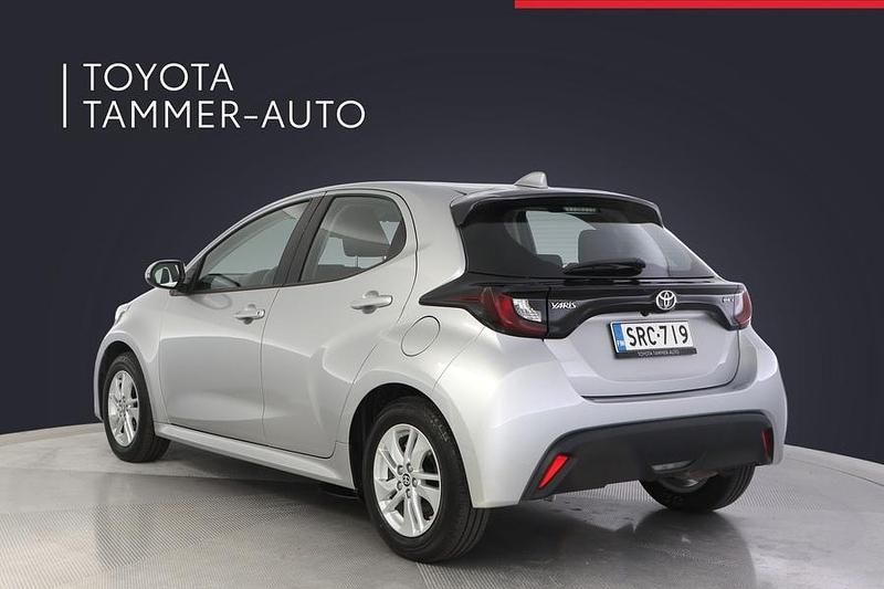 Käytetty Toyota Yaris Hybrid 116 HP (85 kW) 2024 Viistoperä