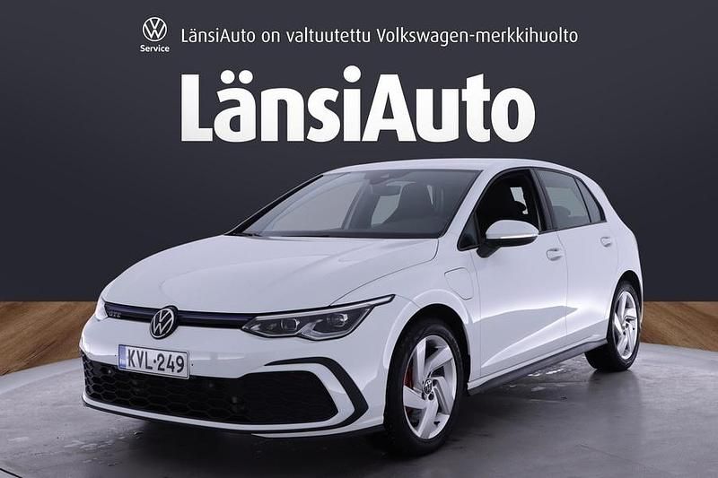Käytetty 2021 VW Golf VIII GTE Viistoperä | 22 770 € (Perustarjous) - Kuva 1/1