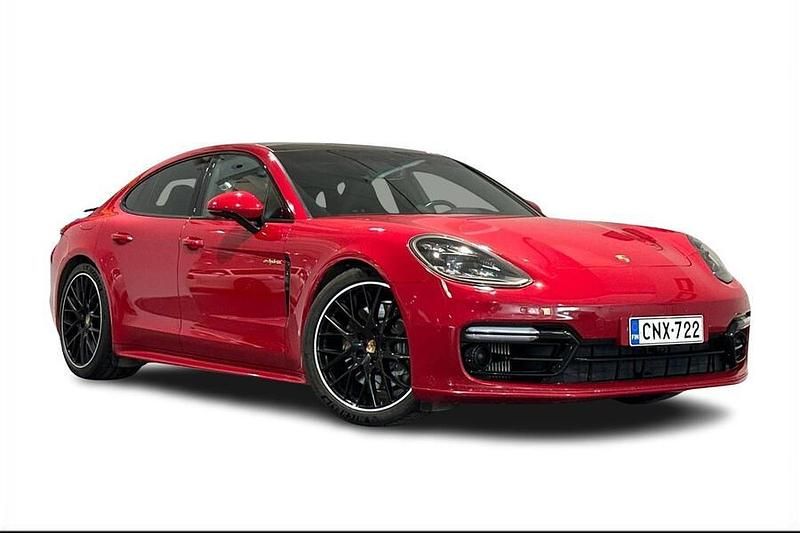 Punainen Käytetty 2019 Porsche Panamera 4 Sedan | 59 800 € (Perustarjous) - Kuva 1/4