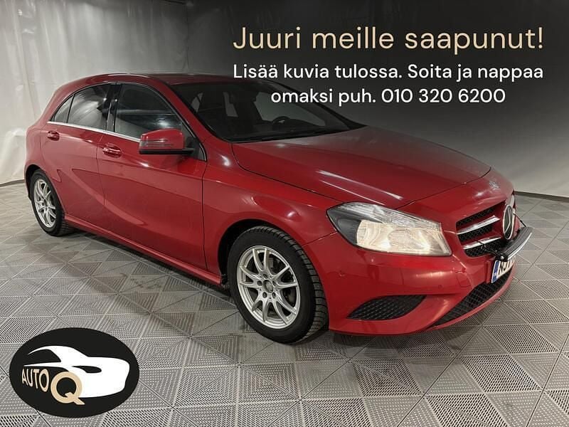 Käytetty Mercedes A180 Business 109 HP (80 kW) 2013 Viistoperä