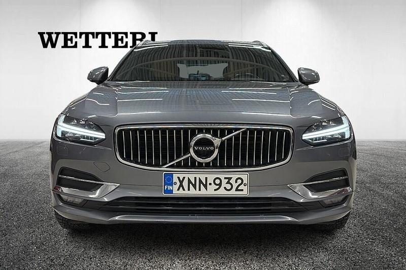 Käytetty Volvo V90 Inscription 235 HP (172 kW) 2017 Farmari