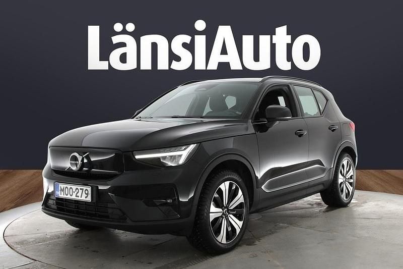 Käytetty Volvo XC40 Plus 300 kW (408 HP) 2023 Katumaasturi