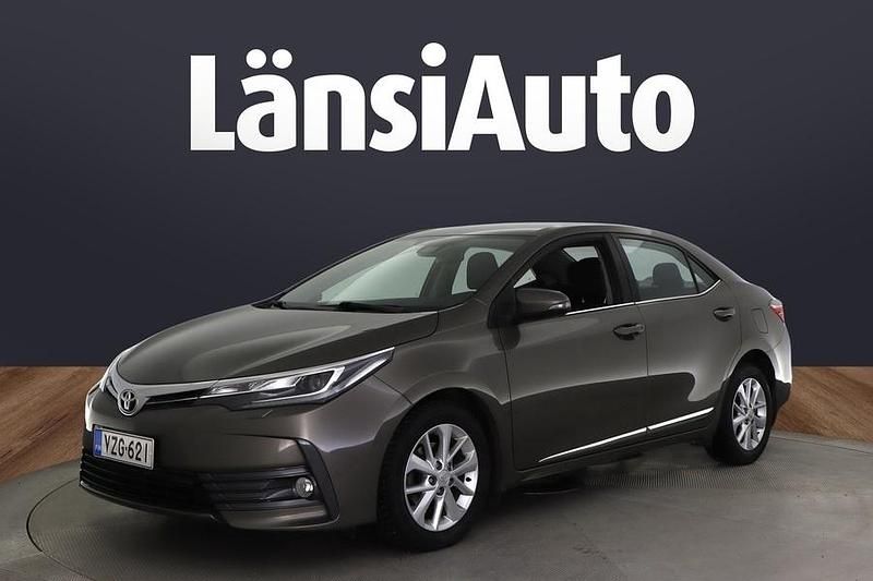 Käytetty 2017 Toyota Corolla Multidrive S Sedan | 16 490 € (Perustarjous) - Kuva 1/1