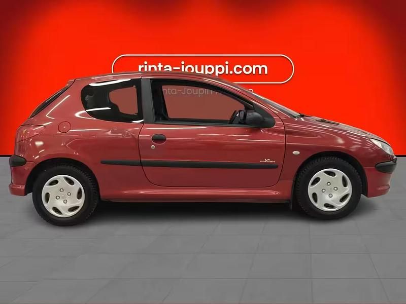 Käytetty Peugeot 206 2004