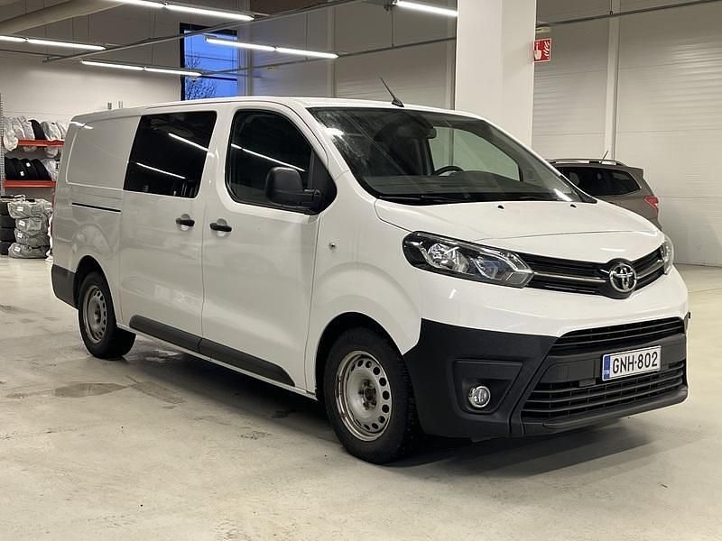 Käytetty 2019 Toyota Proace Tila-auto | 23 990 € (Perustarjous) - Kuva 1/4