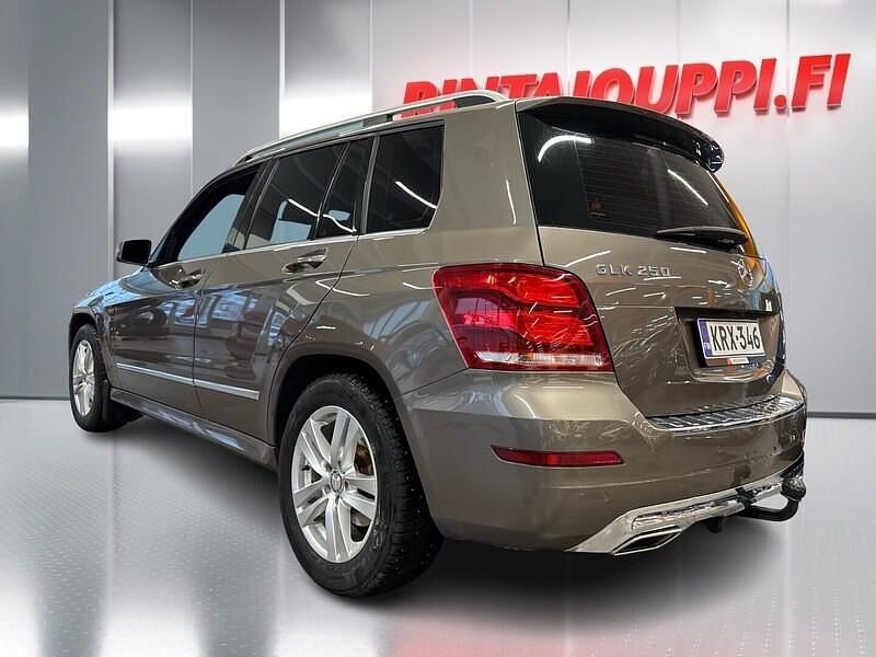 Käytetty Mercedes GLK250 Business 204 HP (150 kW) 2013 Katumaasturi