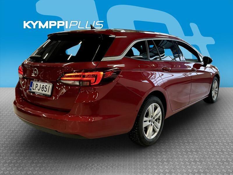 Käytetty Opel Astra Innovation 131 HP (96 kW) 2021 Farmari