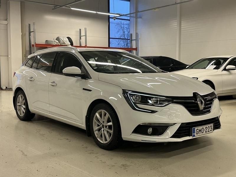 Käytetty Renault Mégane GrandTour 132 HP (97 kW) 2017 Farmari