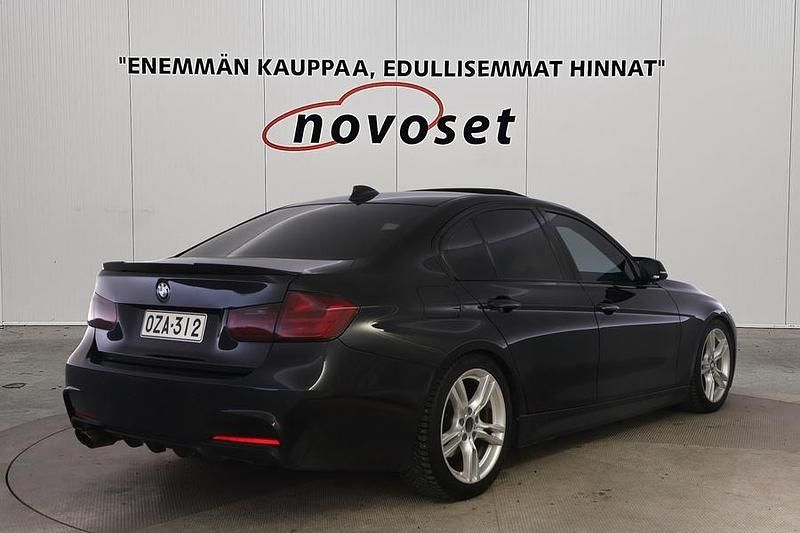 Käytetty BMW 328 M Sport 245 HP (180 kW) 2012 Musta Sedan