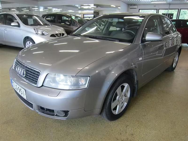 Harmaa Käytetty 2004 Audi A4 Sedan | 5 900 € - Kuva 1/4