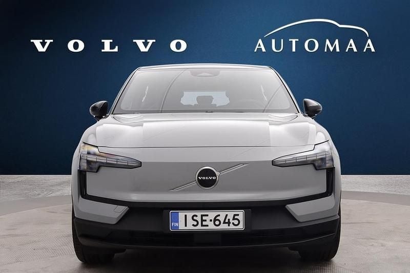 Käytetty Volvo EX30 Plus 200 kW (272 HP) 2025 Harmaa Katumaasturi