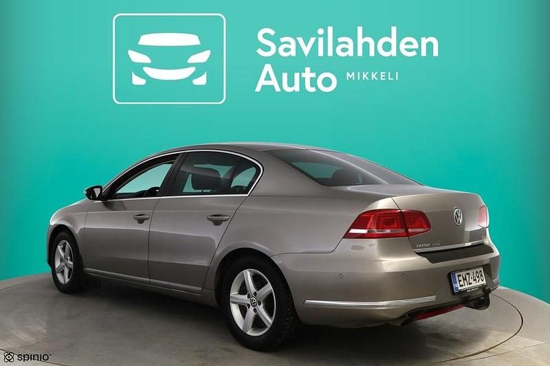 Käytetty VW Passat 122 HP (89 kW) 2014 Ruskea Sedan