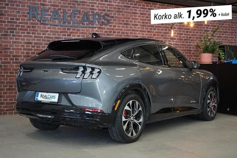 Käytetty Ford Mustang 351 HP (258 kW) 2021 Viistoperä