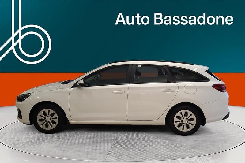 Käytetty Hyundai i30 99 HP (72 kW) 2025 Farmari