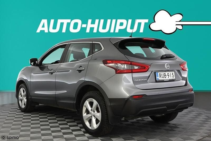 Käytetty Nissan Qashqai Acenta 159 HP (116 kW) 2019 Katumaasturi