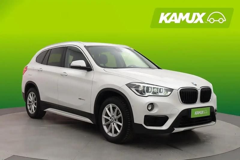 Käytetty BMW X1 Comfort Edition 190 HP (139 kW) 2016 Valkoinen Katumaasturi