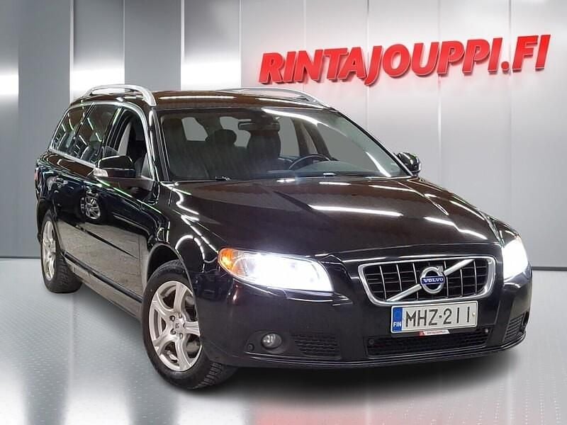 Käytetty Volvo V70 Business Edition 175 HP (128 kW) 2010 Musta Farmari