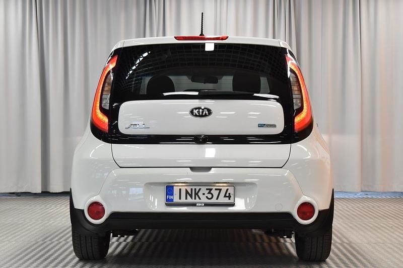 Käytetty Kia Soul 132 HP (97 kW) 2015 Katumaasturi