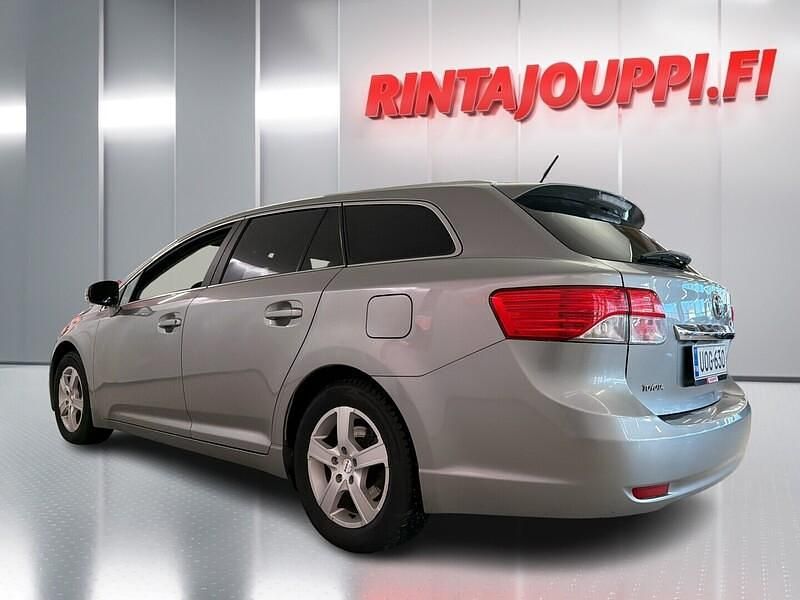Käytetty Toyota Avensis Sol 147 HP (108 kW) 2012 Farmari