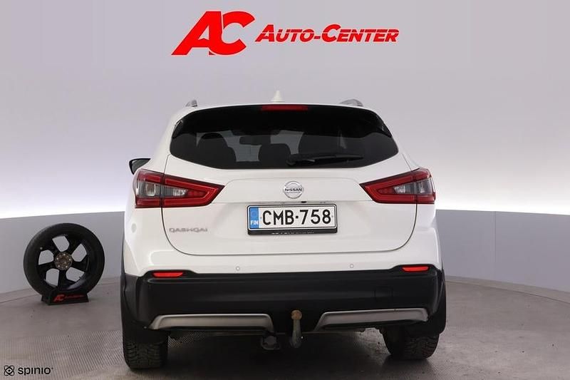 Käytetty Nissan Qashqai Tekna+ 140 HP (102 kW) 2020 Valkoinen Katumaasturi