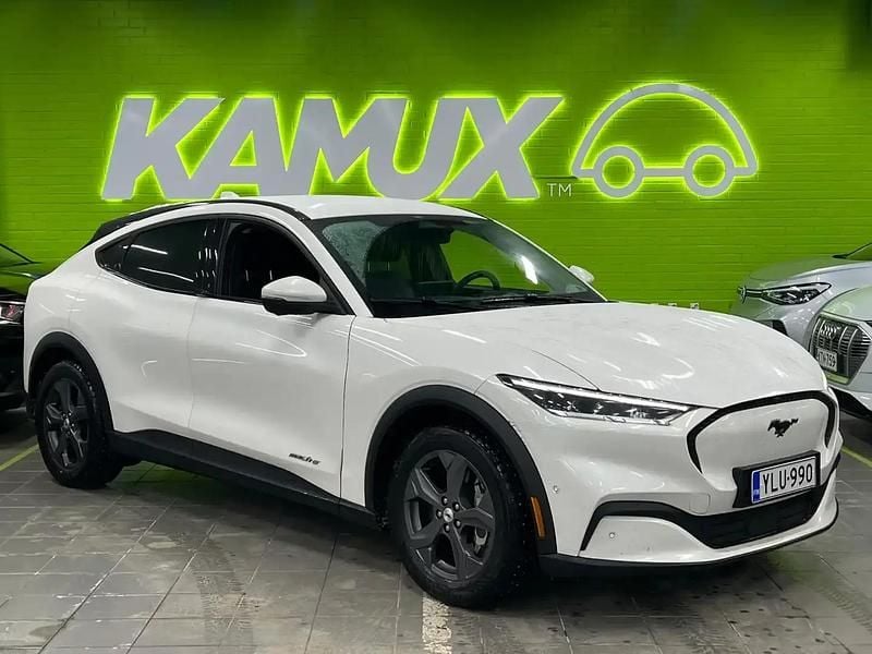 Käytetty Ford Mustang Mach-E 197 kW (269 HP) 2022 Star white 3c/pristine white 3 Katumaasturi