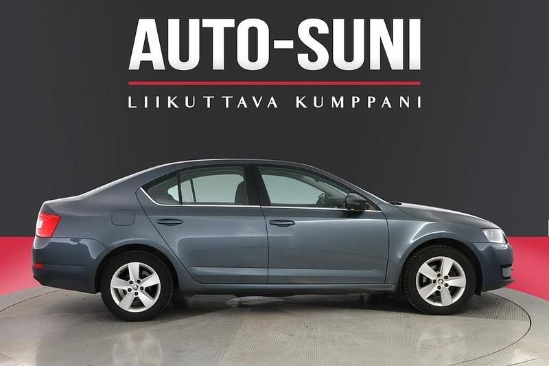 Käytetty Skoda Octavia Elegance 140 HP (102 kW) 2014 Viistoperä