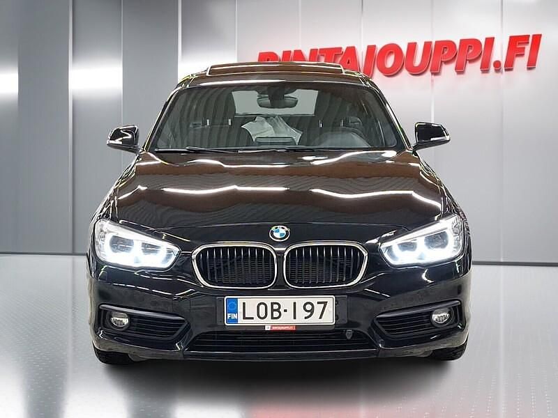 Käytetty BMW 118 150 HP (110 kW) 2017 Musta Viistoperä