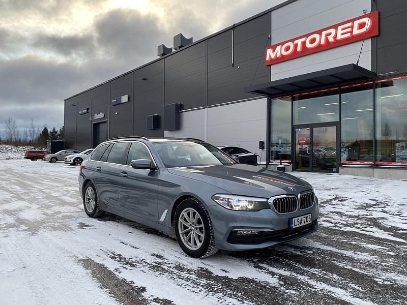 Käytetty 2018 BMW 520 Sedan | 18 900 € (Hyvä tarjous) - Kuva 1/4