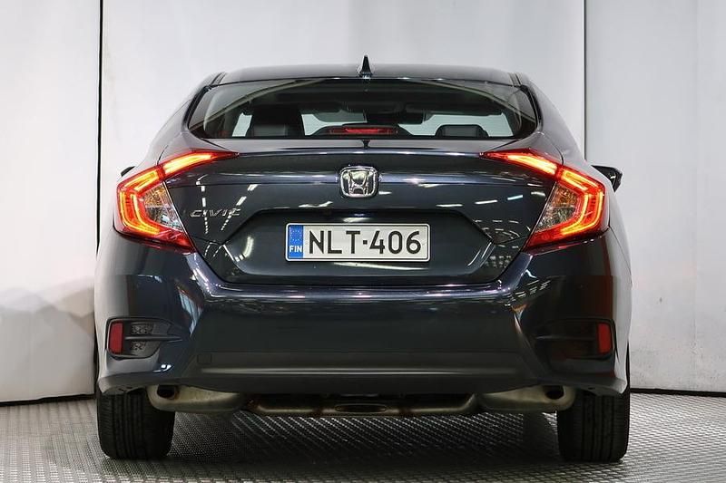 Käytetty Honda Civic Executive 182 HP (133 kW) 2020 Sininen Sedan