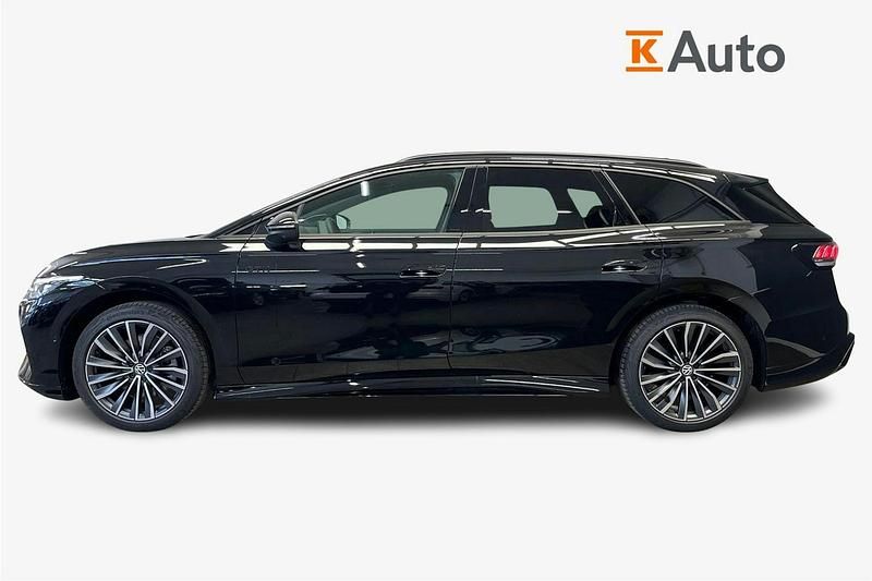 Uusi VW ID.7 GTX 246 kW (335 HP) 2026 Met. musta Farmari