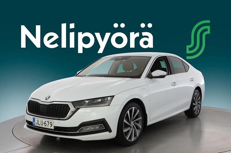 Valkoinen Käytetty 2021 Skoda Octavia Style Sedan | 22 850 € (Perustarjous) - Kuva 1/4
