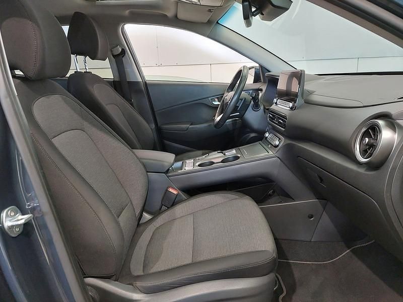 Käytetty Hyundai Kona Trend 150 kW (204 HP) 2021 Katumaasturi