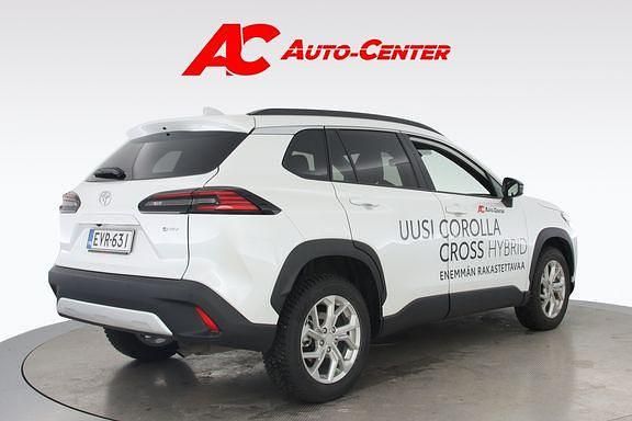 Uusi Toyota Corolla Cross 140 HP (102 kW) 2025 Helmiäisvalkoinen Katumaasturi