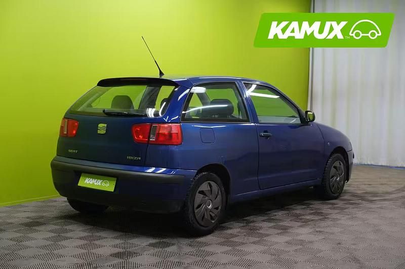 Käytetty Seat Ibiza 75 HP (55 kW) 2000 Sininen Viistoperä