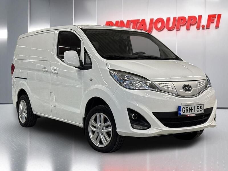 Käytetty BYD ETP3 100 kW (136 HP) 2023 Van