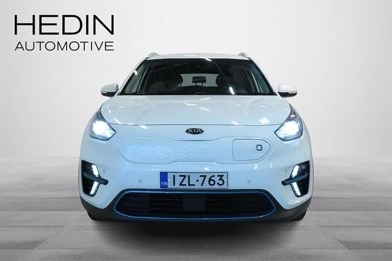 Käytetty Kia Niro Premium 150 kW (204 HP) 2021 Valkoinen Katumaasturi