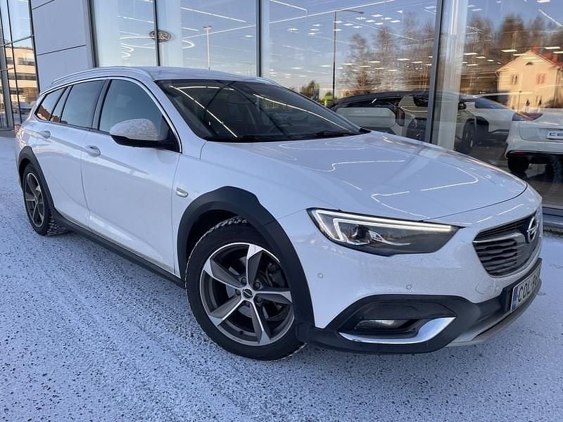 Valkoinen Käytetty 2020 Opel Insignia Country Tourer Farmari | 16 500 € - Kuva 1/4