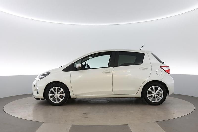 Käytetty Toyota Yaris Multidrive S 112 HP (82 kW) 2017 Viistoperä