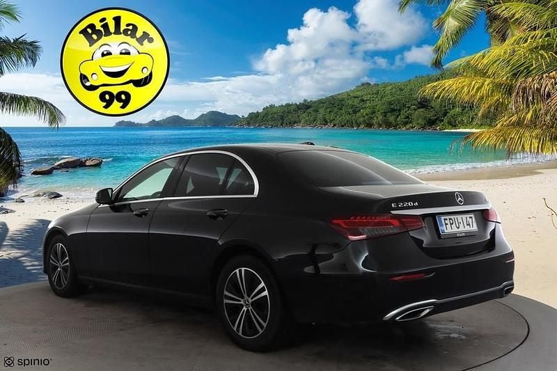 Käytetty Mercedes E220 Avantgarde 194 HP (142 kW) 2021 Sedan